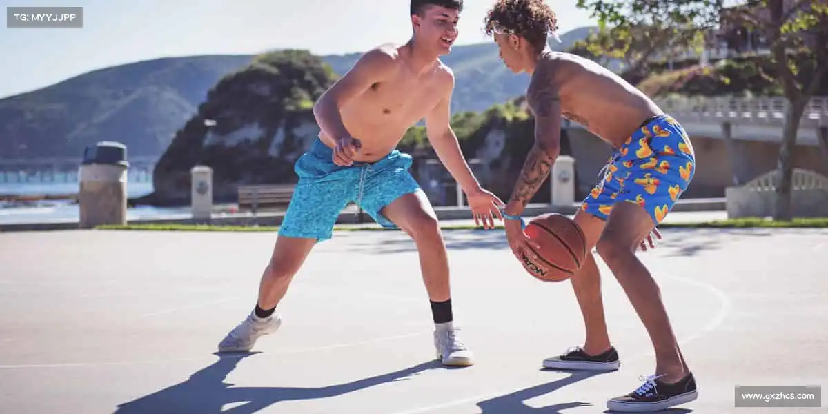 米兰每一次跳跃，都是对地心引力的挑战！👾